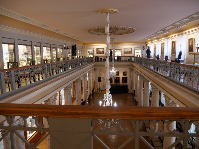 Der Säulensaal von Christoph Haberland im Rigaer Museum der Stadtgeschichte