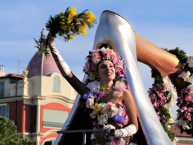 Blumenwagen im Carnaval de Nice