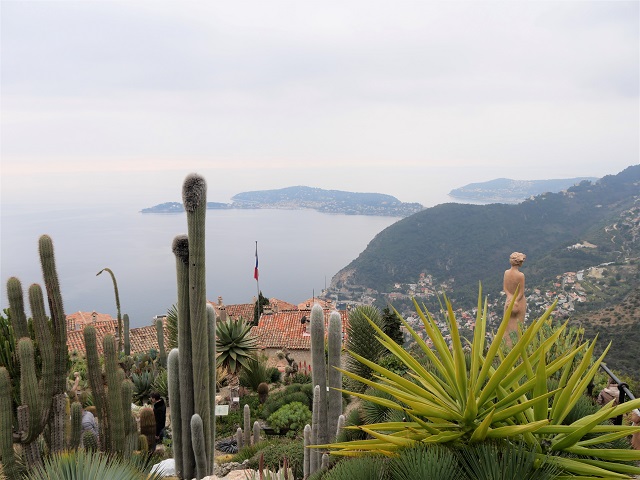 Blick vom Jardin Exotique auf das Cap Ferrat