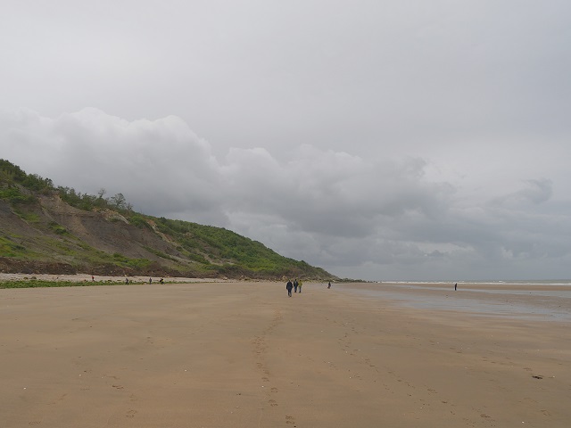 Bei Ebbe am Strand zwischen Villers-sur-Mer und Houlgate