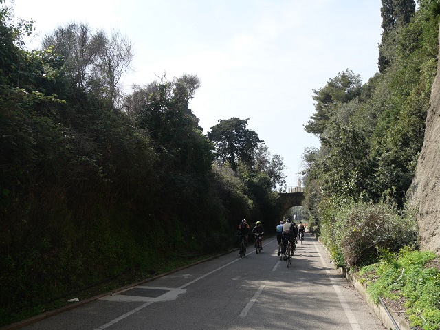 Auf dem Radweg von Imperia nach San Remo bei Bussana