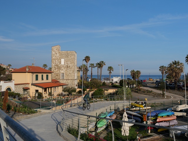 Radwegende in Imperia