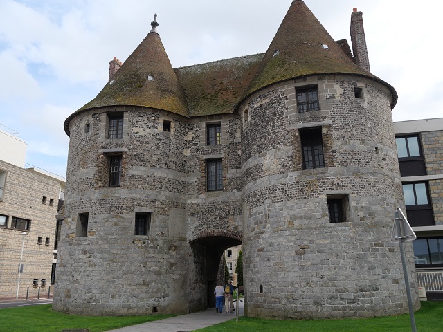 Die Porte des Tourelles in Dieppe