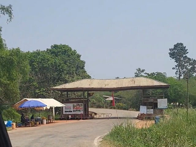 Einfahrt zum Kakum Nationalpark