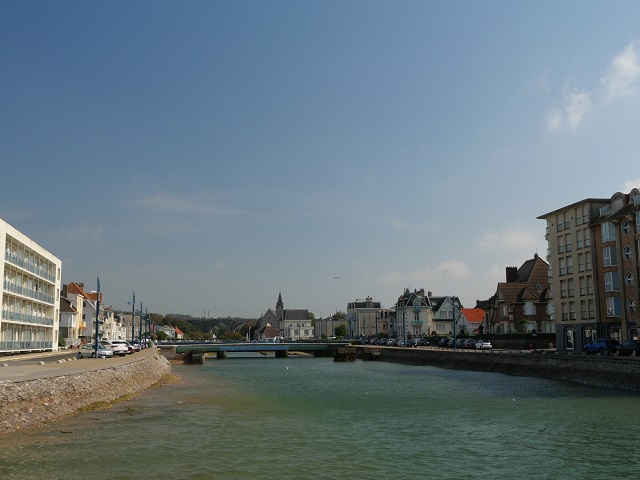 Die Mündung der Wimereux im gleichnamigen Ort