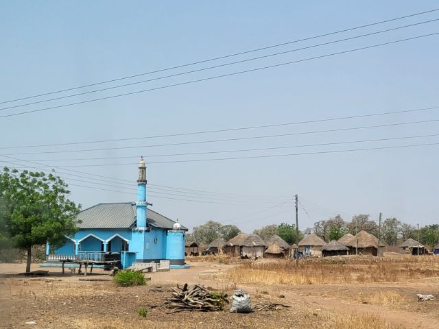 Dorf mit Moschee in der Northern Region in Ghana